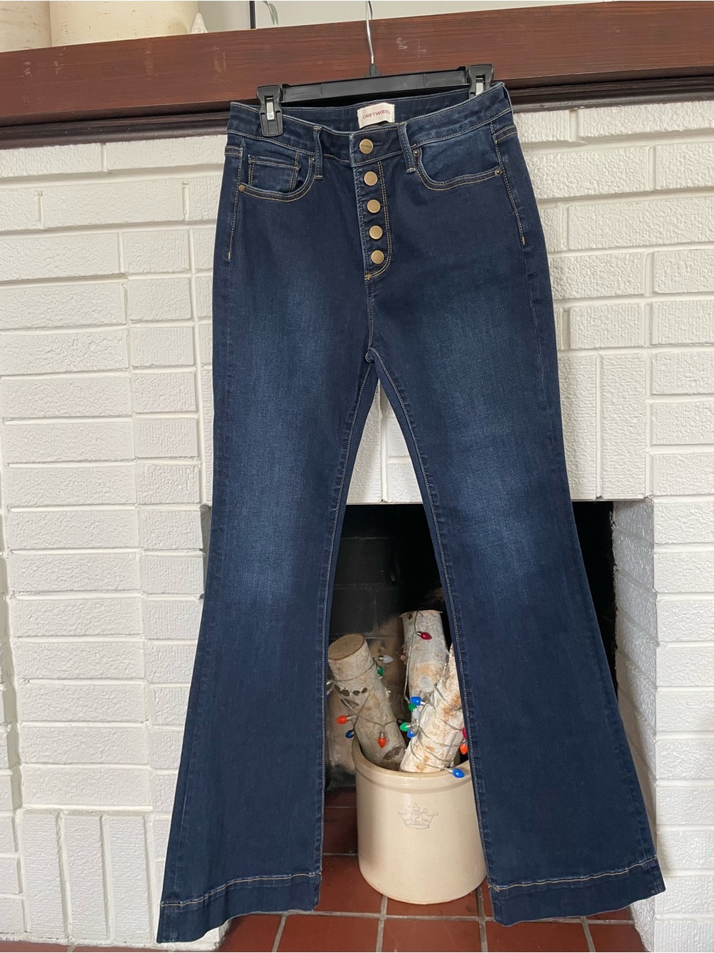 *NWT* Sundance Driftwood Wyatt Gentilly Button-Fly Flare Jeans